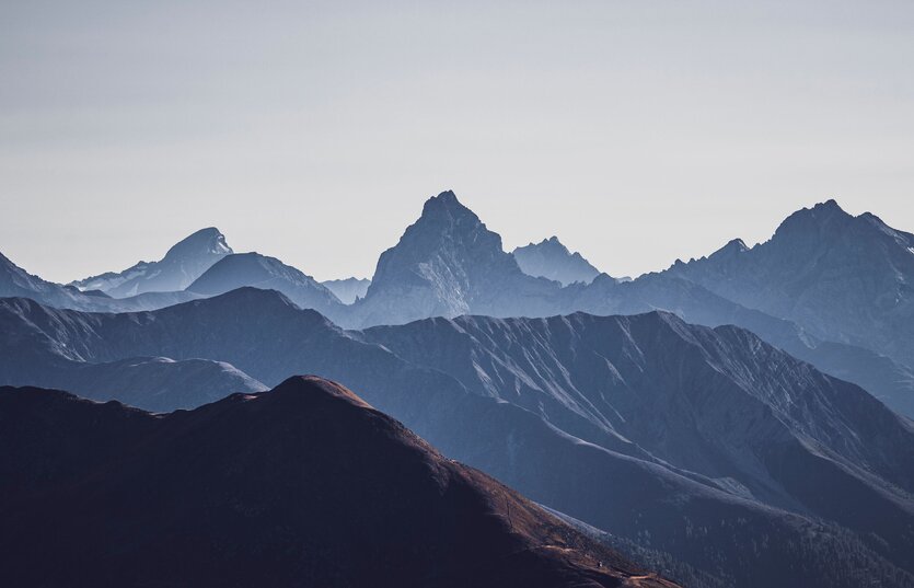 Aussicht auf diverse Berge  | © Davos Klosters Mountains 